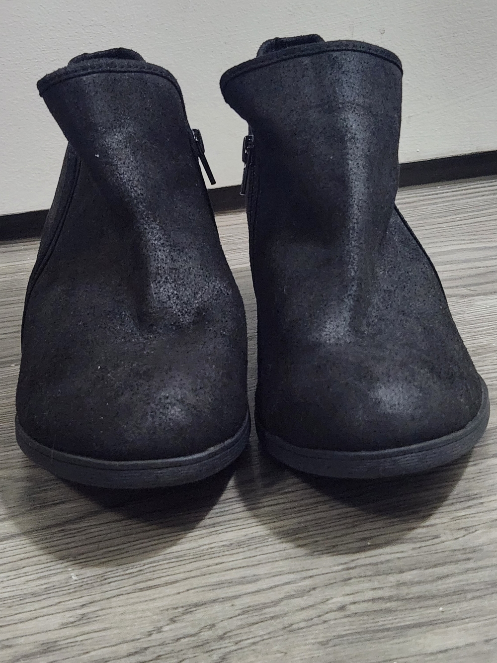 Time and Tru Black Faux Suede Ankle Boots Side Zip Block Heel Size 10 - Picture 5 of 11